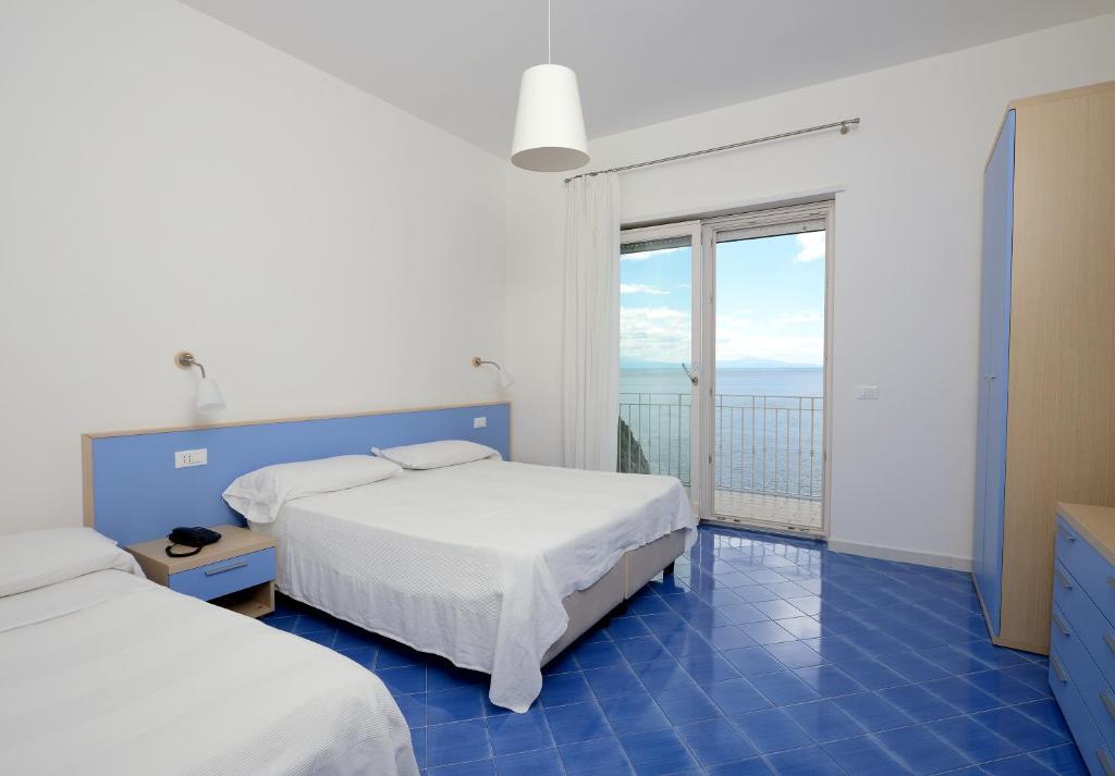 Residence Due Torri Майори Номер фото