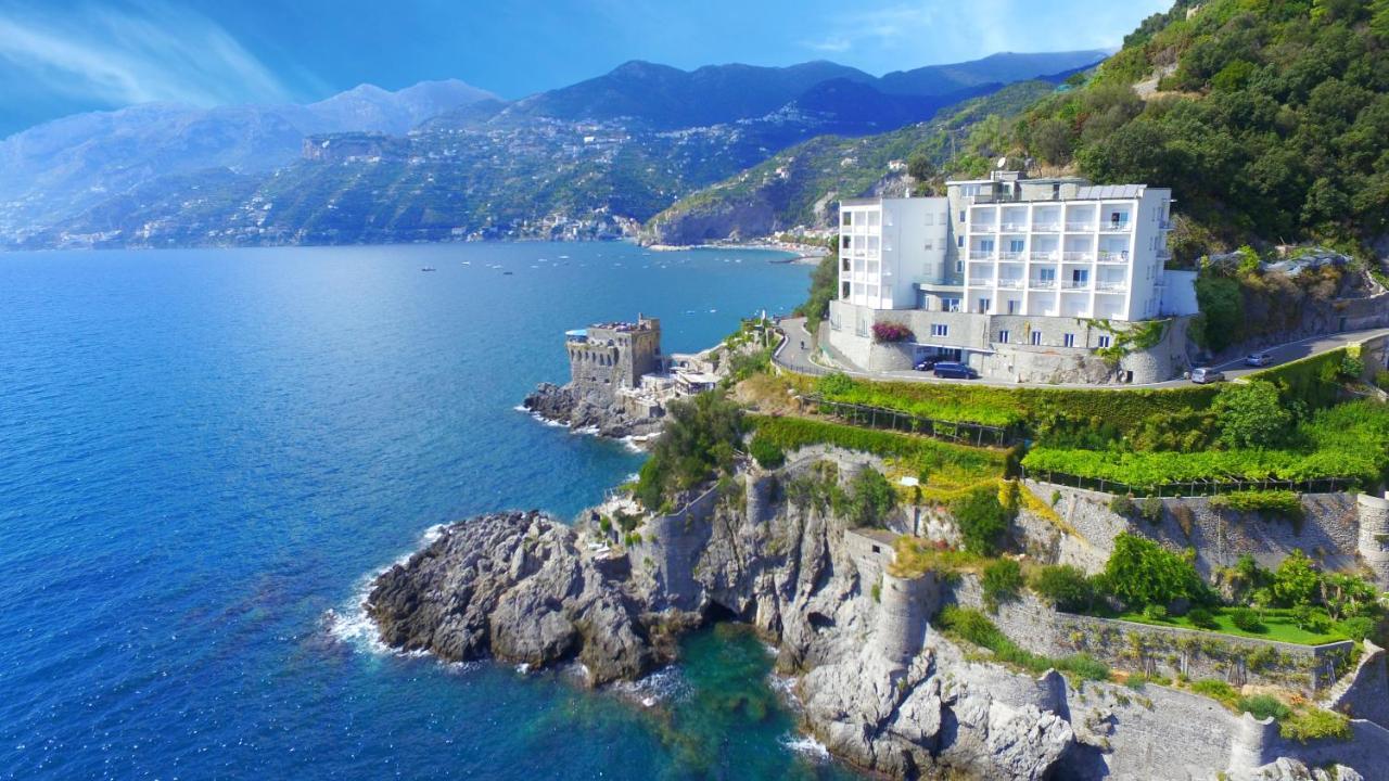 Residence Due Torri Майори Экстерьер фото