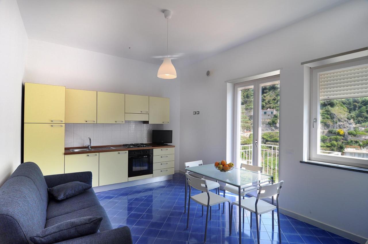 Residence Due Torri Майори Экстерьер фото